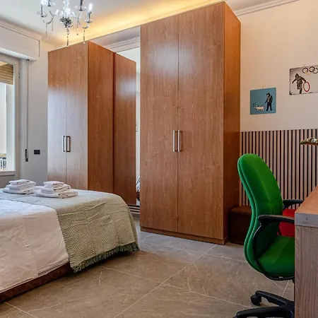 Terrazza Panoramica A Pochi Passi Dal Centro - Affitti Brevi Апартаменти *
