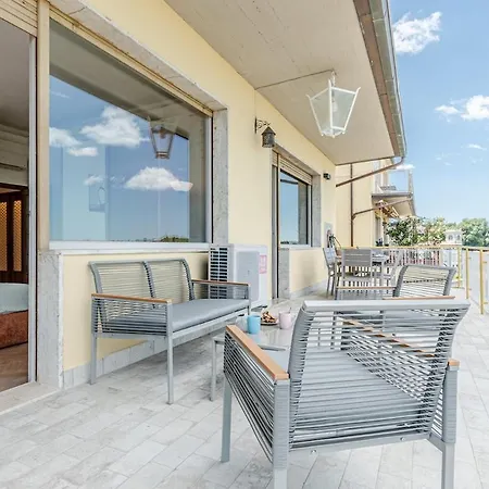 Terrazza Panoramica A Pochi Passi Dal Centro - Affitti Brevi Сієна